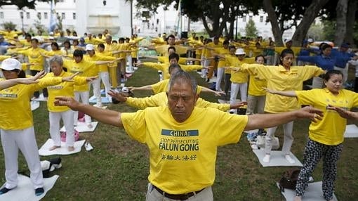 Concentración en el National Mall en Washington en 2009 por el décimo aniversario de su prohibición en China